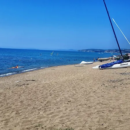 Tsokas شقة فندقية 4*