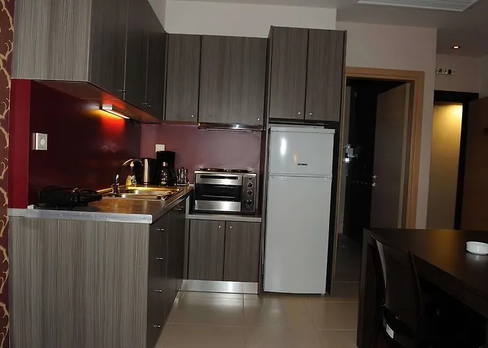 شقة فندقية Tsokas 4*