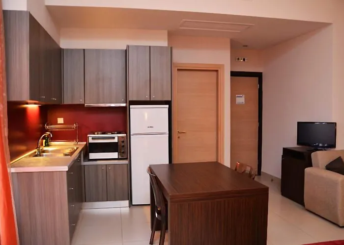 Tsokas 4* ميثوني