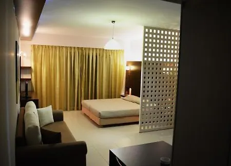 Aparthotel Tsokas 4*