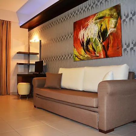Tsokas Aparthotel Finikounda