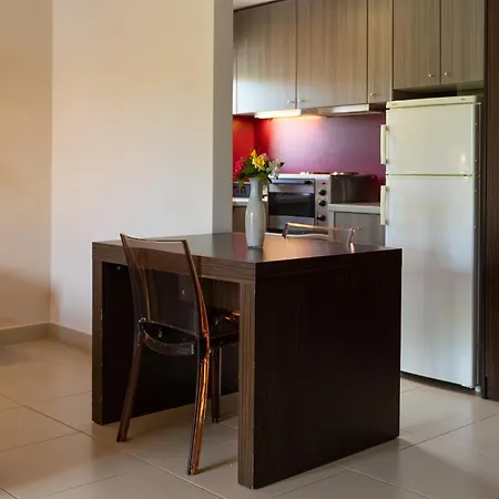Tsokas Lejlighedshotel 4*