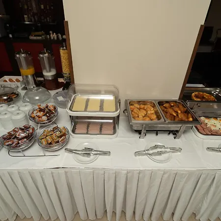 Tsokas Hotel apartamentowy Finikounda