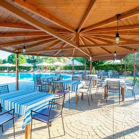 Tsokas Aparthotel