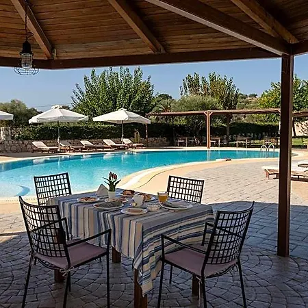 Tsokas Aparthotel 4*