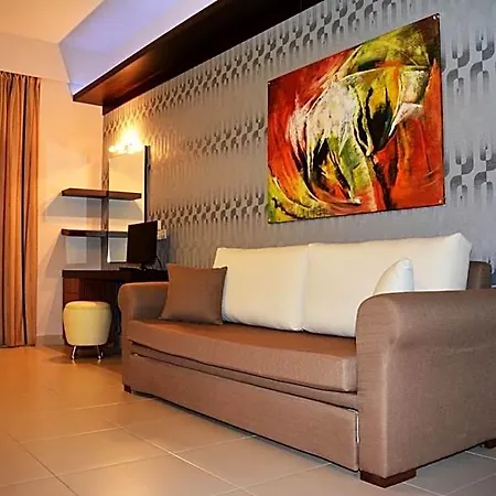 Aparthotel Tsokas 4*