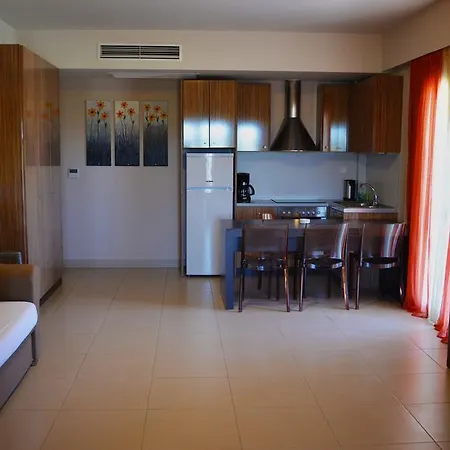 Apart Otel Tsokas 4*