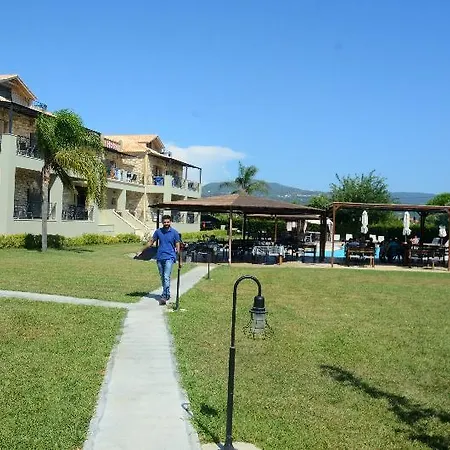 Apart Otel Tsokas 4*