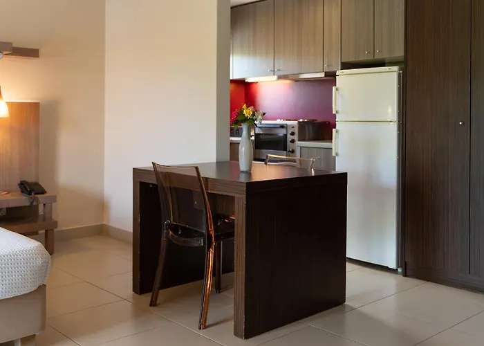 Tsokas Aparthotel 4*